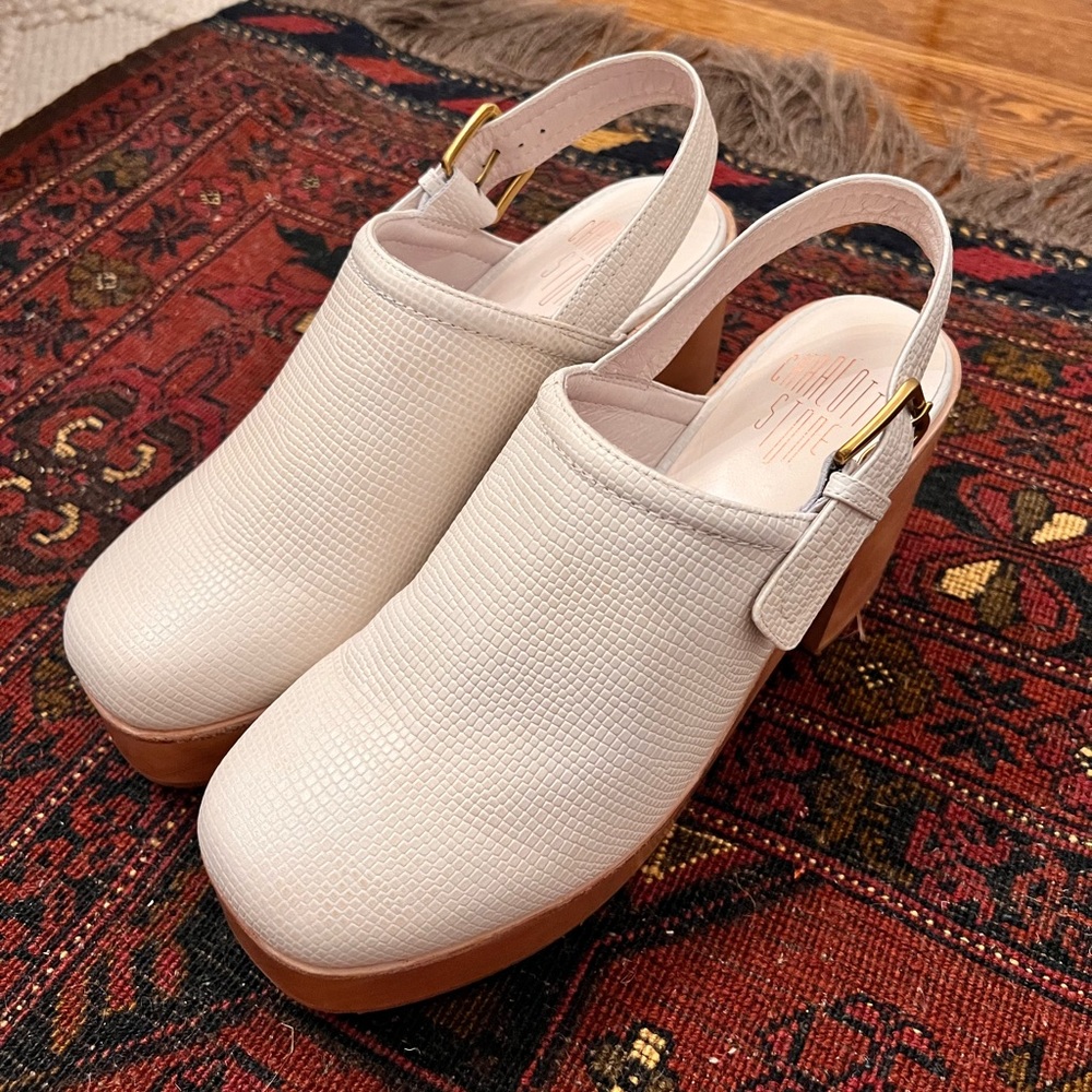 NWOB Charlotte Stone Bonnie in Cream Snakeskin